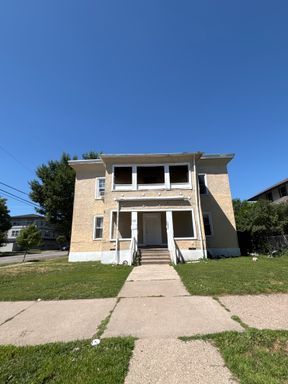 Beautiful 2 bedroom 1 bathroom Unit in South Minneapolis! – photo 1