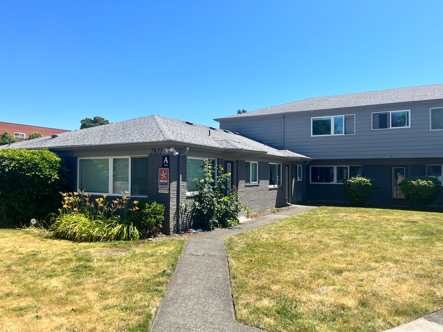 Vancouver Apartment: 2831 E 6th St