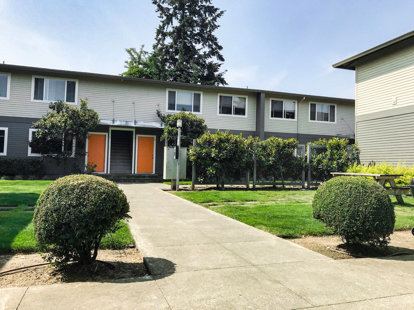 Portland Apartment: 2800 SE Gladstone St