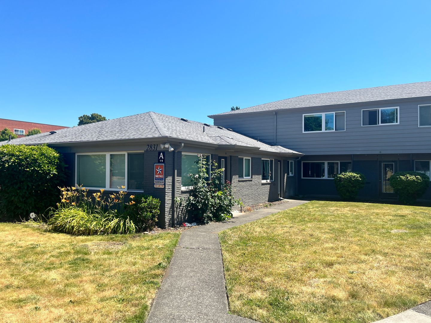 Vancouver Apartment: 2831 E 6th St