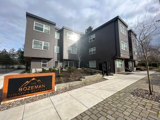 Beautiful Modern Studio! Stainless Appliances, Faux Hardwood Floors & Pet Friendly! – photo 1