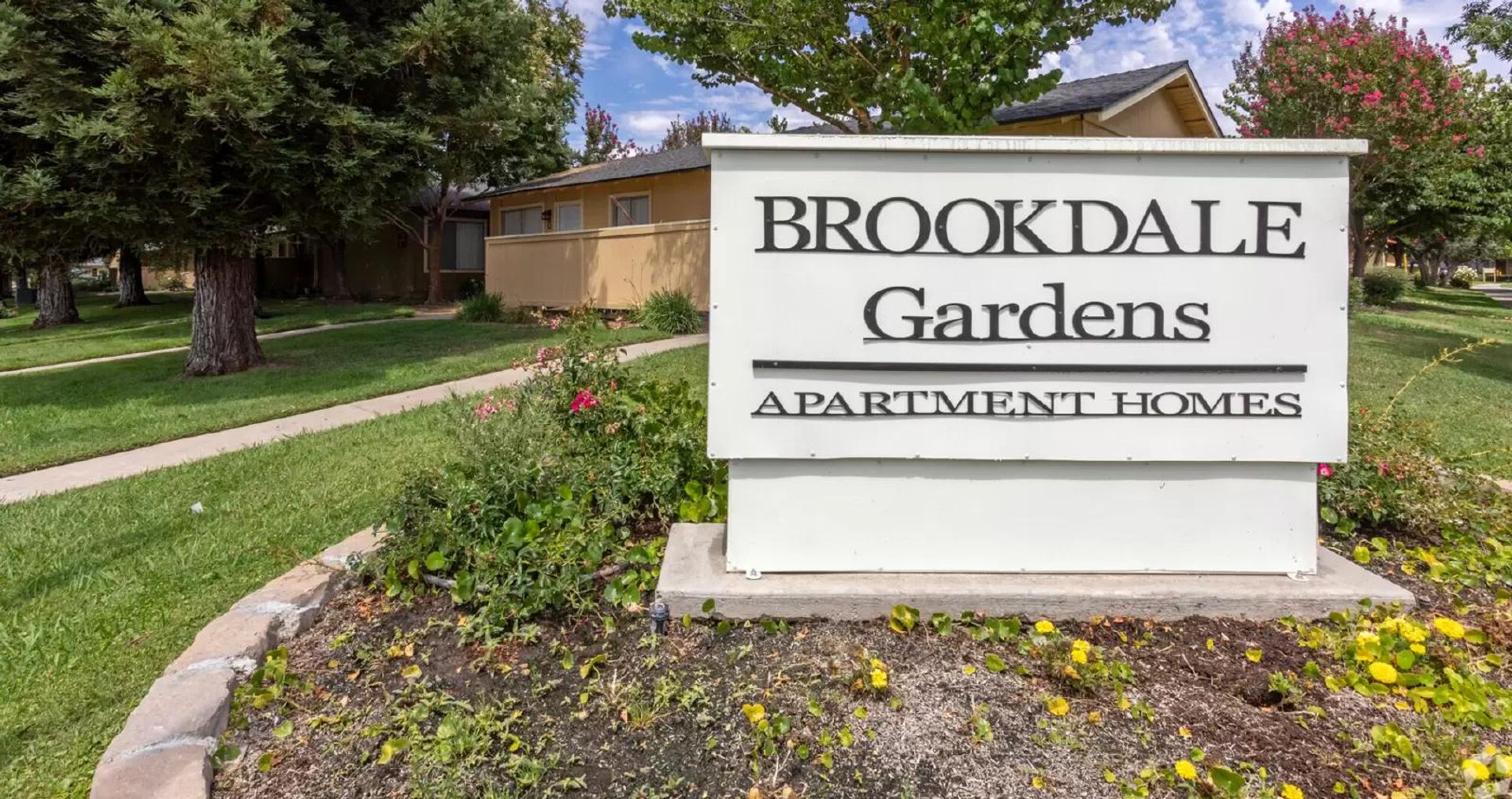 Merced Apartment: 147 Brookdale Drive
