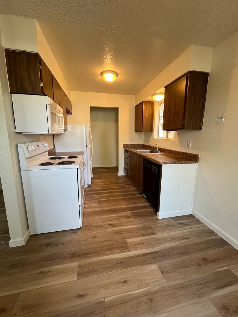 Yuba City Apartment: 1450 Stabler Lane