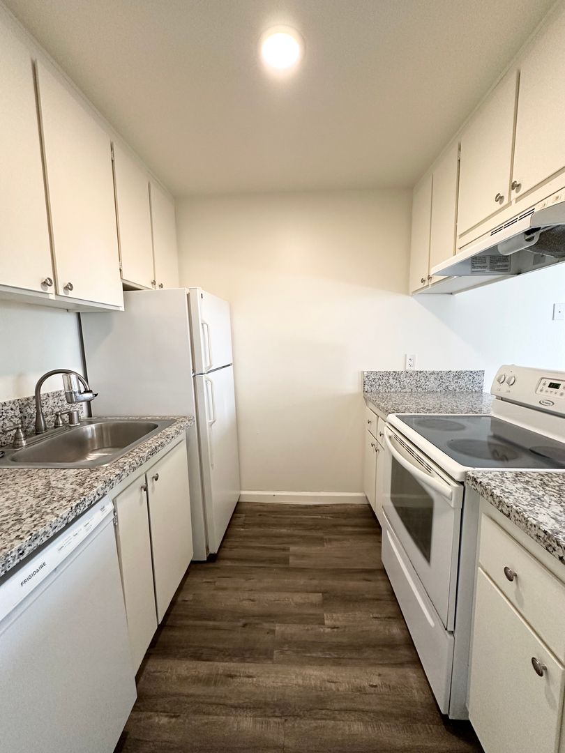 Yuba City Apartment: 1497 Butte House Rd