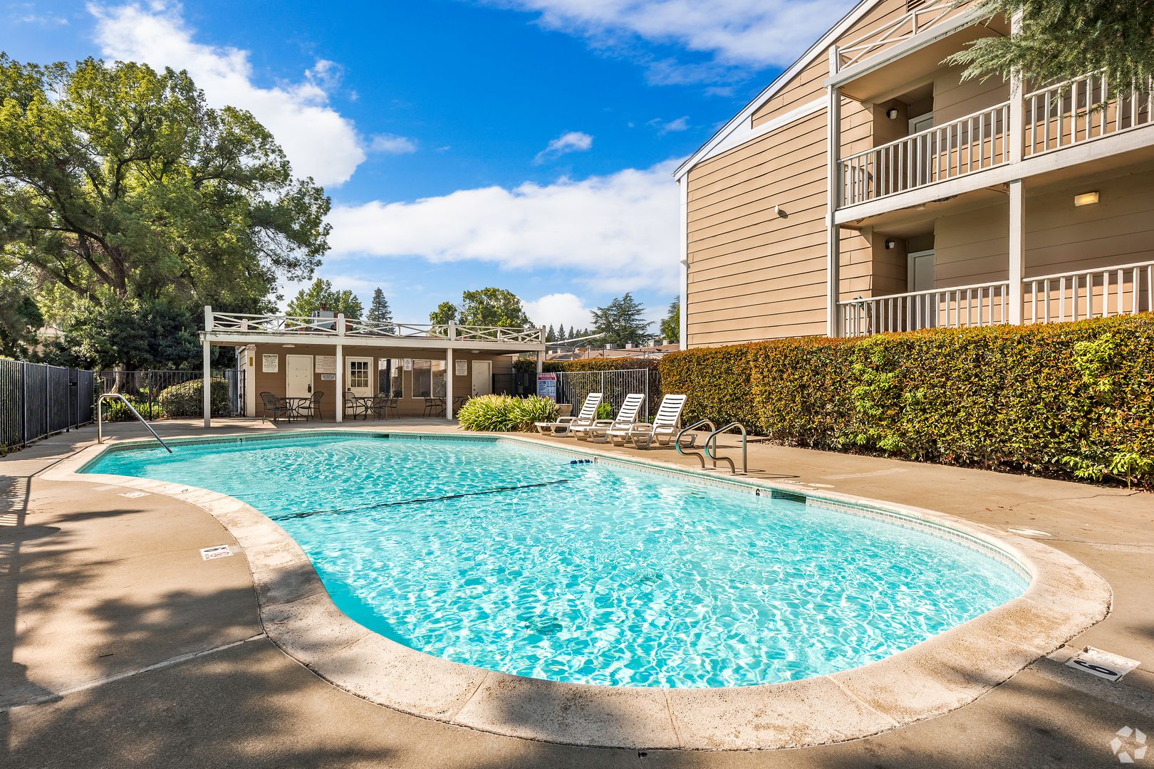 Yuba City Apartment: 200 Park Avenue