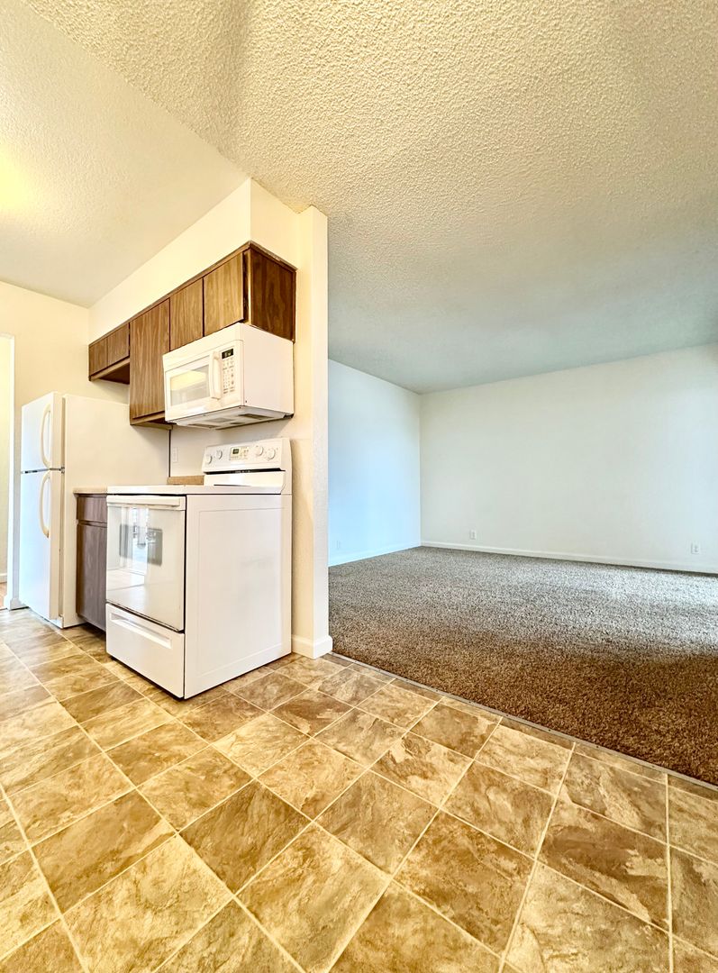 Yuba City Apartment: 1450 Stabler Lane