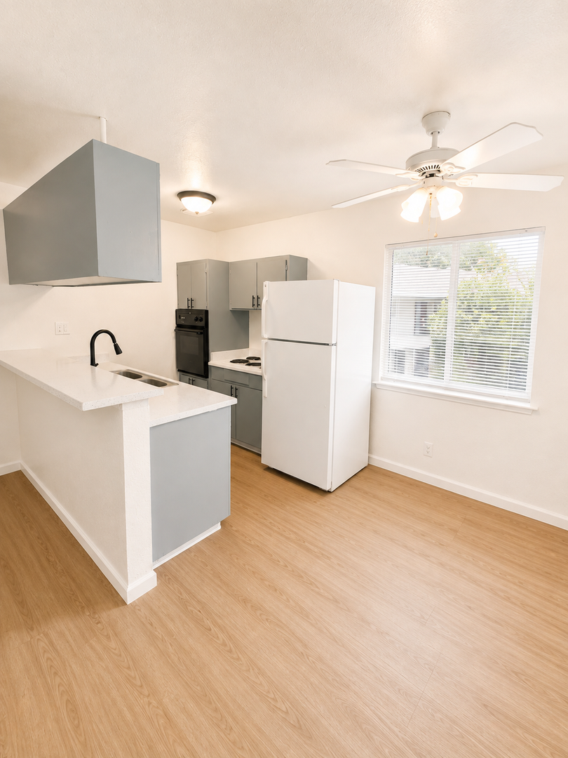Riverside Apartments 2 of 12