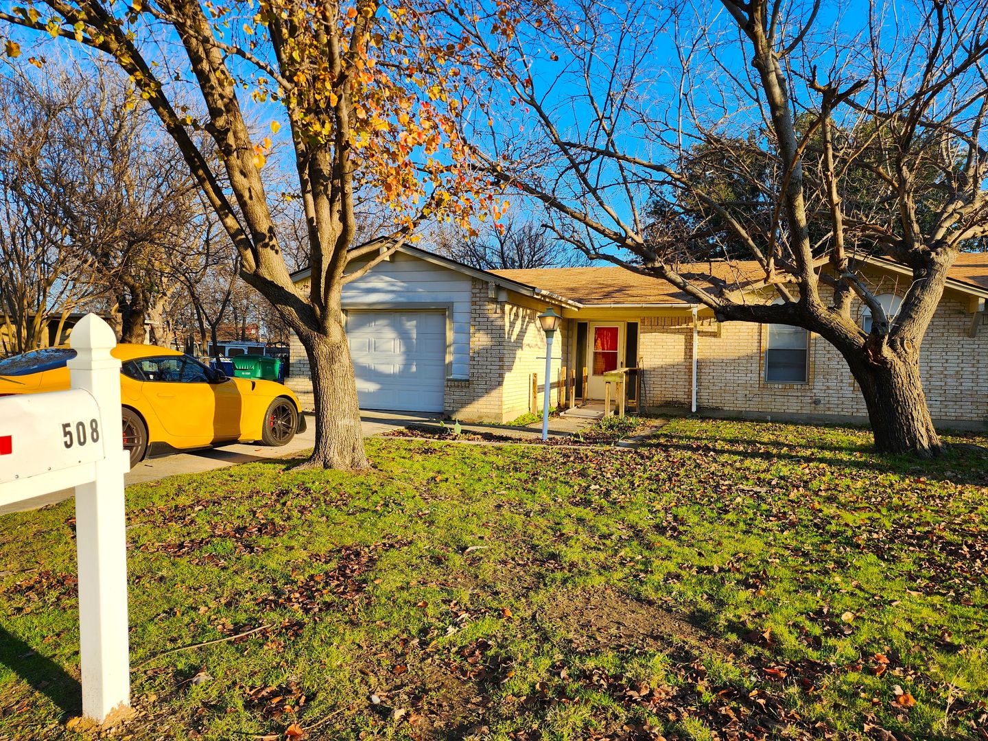 Denton House: 508 Campbell Ln.