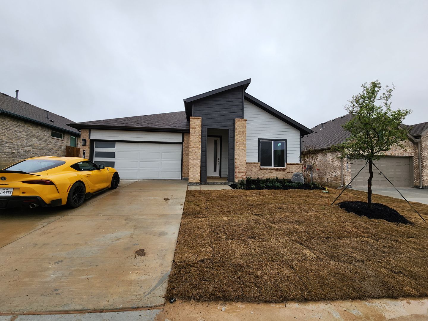 Denton House: 2301 Blackcap St