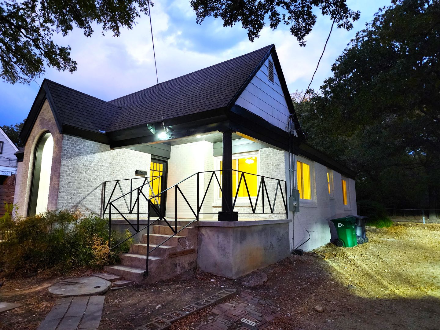 Denton House: 2114 N. Elm St.