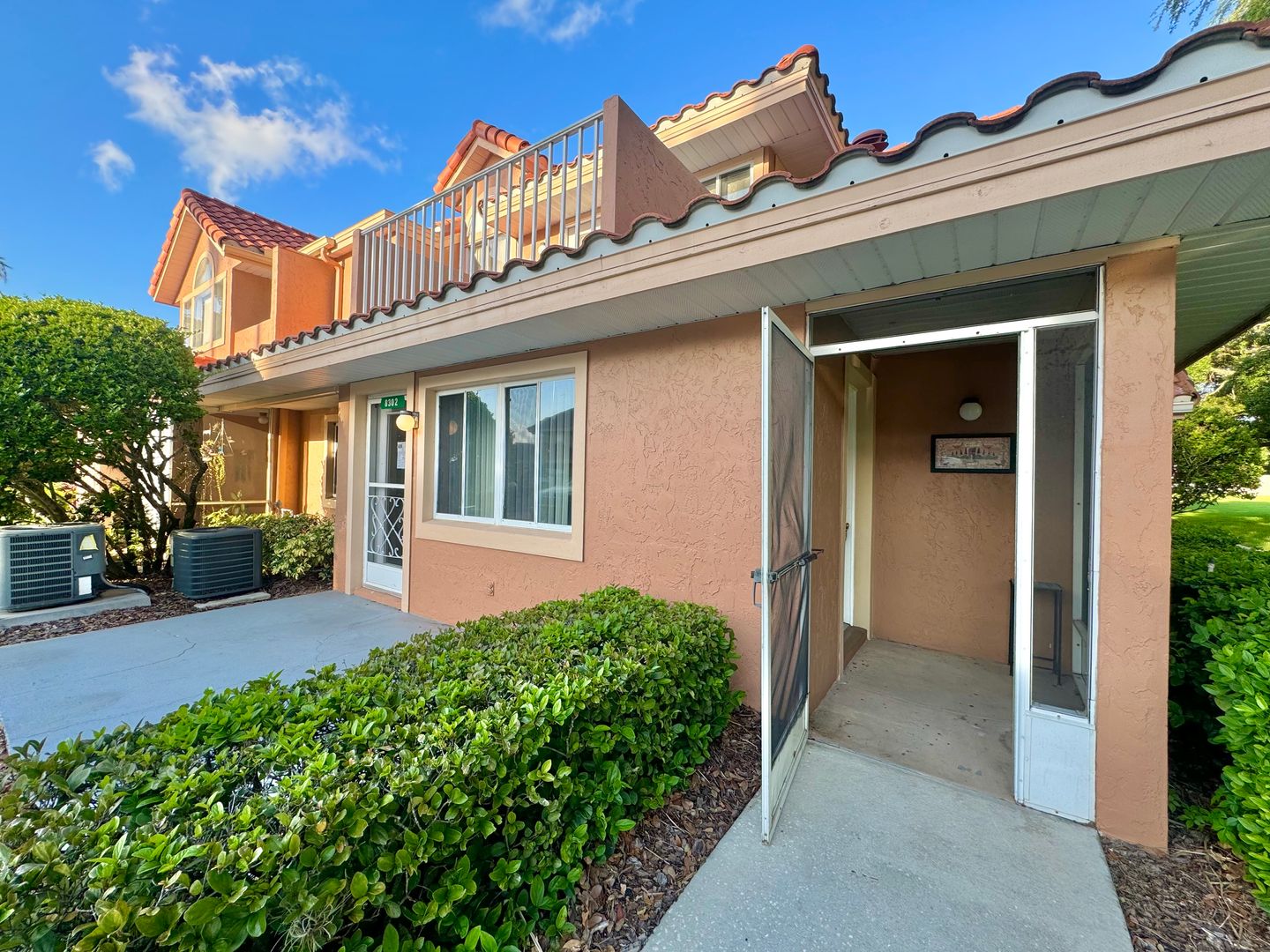 Winter Haven Condo: 8302 Waterview Way