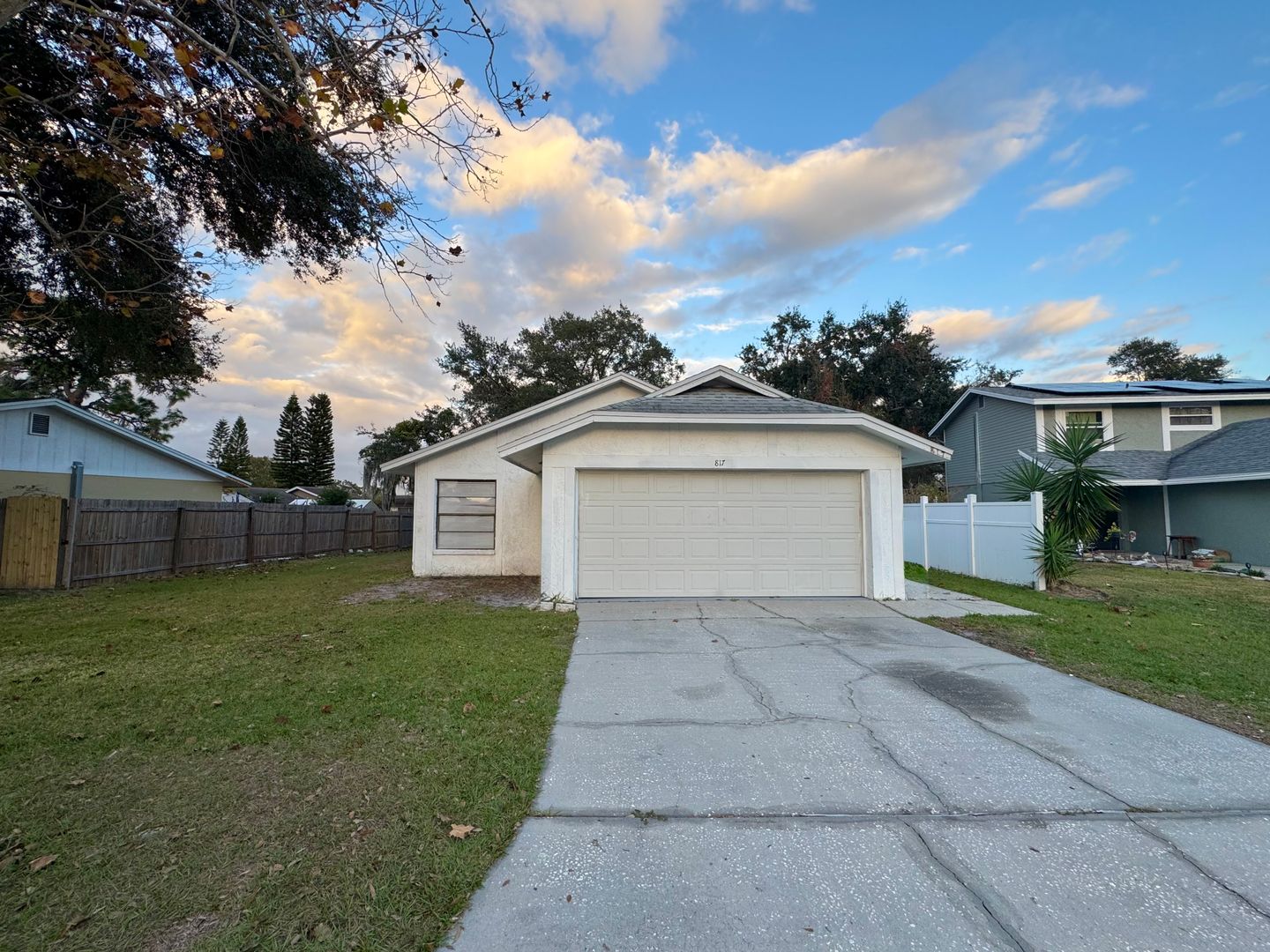 Winter Haven House: 817 Whisper Lake Ct