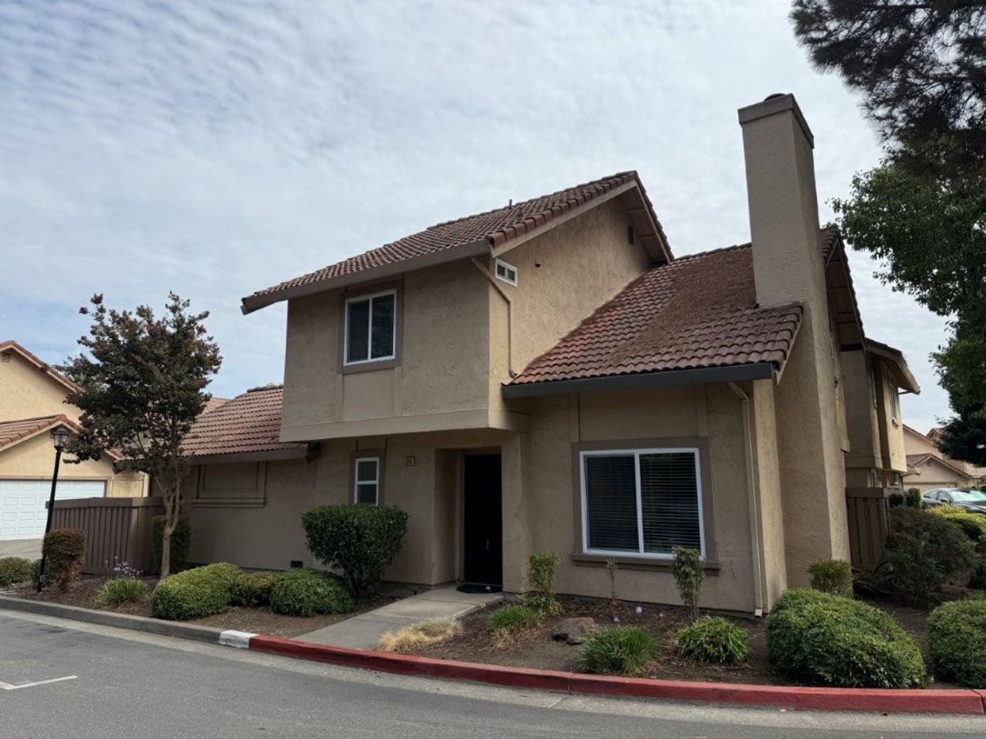 Fairfield Condo: 26 Del Prado