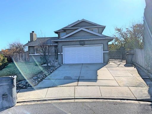 4 Bedroom 2 Story Suisun *Star Rentals