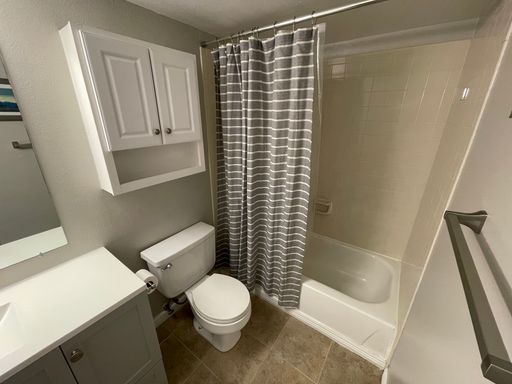 1226 S. Monaco Parkway, Unit 209, Aurora, CO 80224