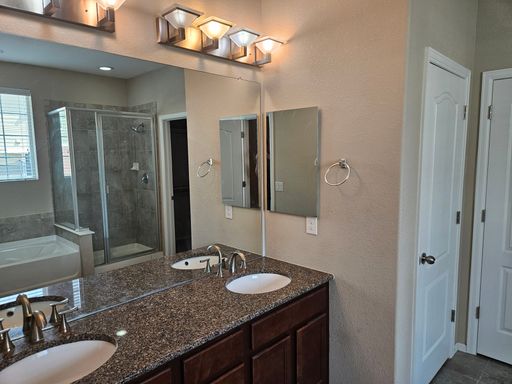 132 S. Newbern Way, Aurora, CO 80018
