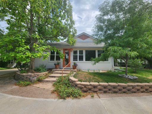 1612 W. Canal Court, Littleton, CO 80120