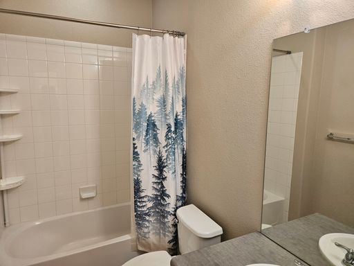 132 S. Newbern Way, Aurora, CO 80018