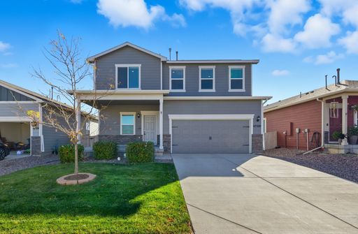 47520 Lilac Avenue, Bennett, CO 80102