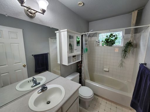 1612 W. Canal Court, Littleton, CO 80120