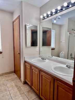 9695 Adelaide Circle, Highlands Ranch, CO 80130
