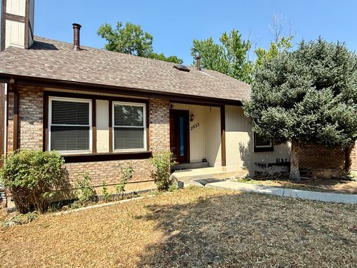2033 S. Pagosa Street, Aurora, CO 80013