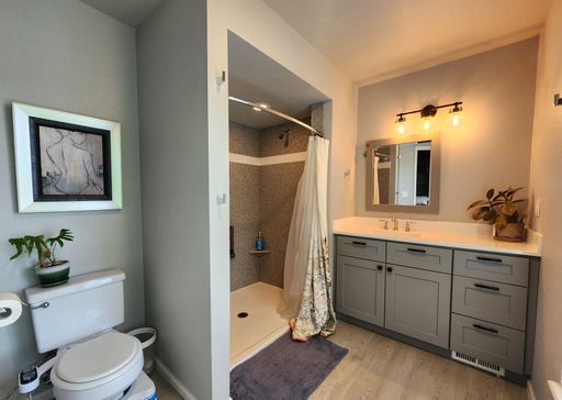 1612 W. Canal Court, Littleton, CO 80120