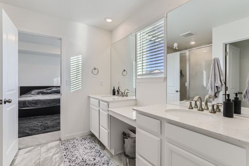 24522 E. Exposition Place, Aurora, CO 80018