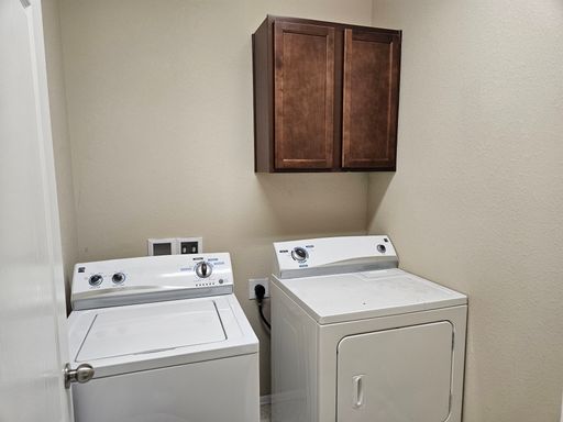 132 S. Newbern Way, Aurora, CO 80018