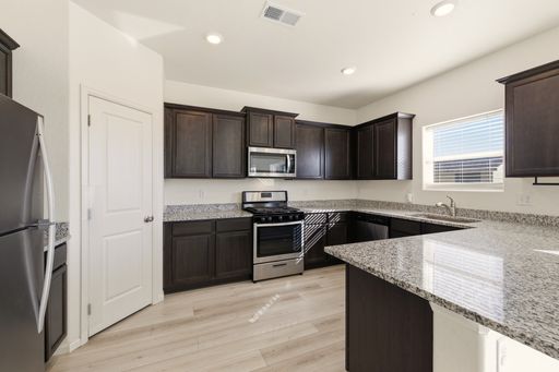 47520 Lilac Avenue, Bennett, CO 80102