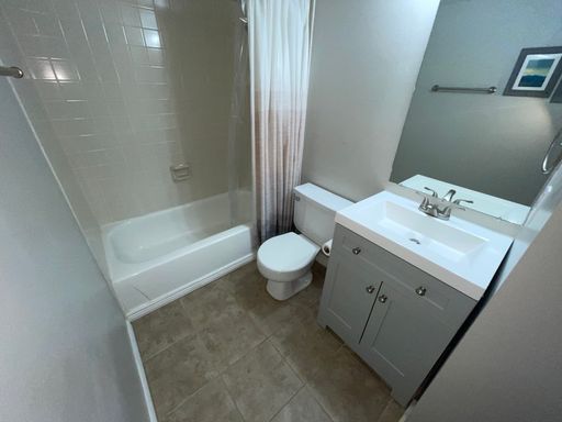 1226 S. Monaco Parkway, Unit 209, Aurora, CO 80224