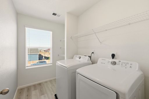 47520 Lilac Avenue, Bennett, CO 80102