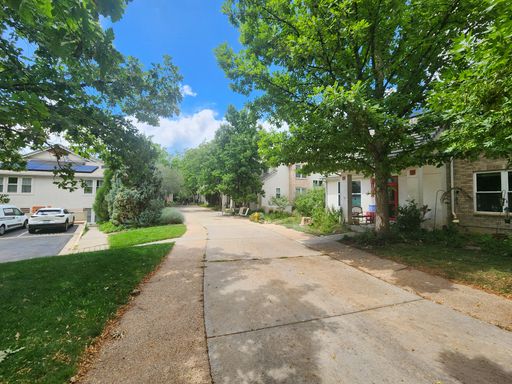 1612 W. Canal Court, Littleton, CO 80120