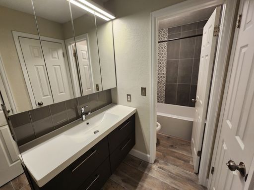 8376 S. Upham Way, #B105, Littleton, CO 80128