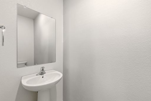 47520 Lilac Avenue, Bennett, CO 80102