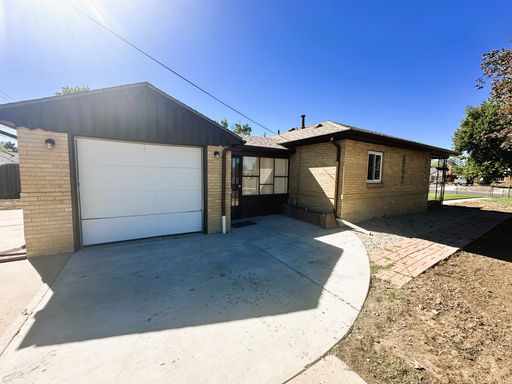 2590 Oneida Street, Denver, CO 80207