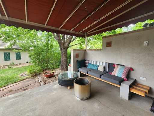 1612 W. Canal Court, Littleton, CO 80120