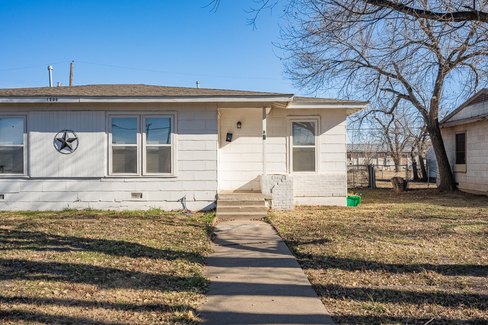 Amarillo Apartment: 1909 Pecos St
