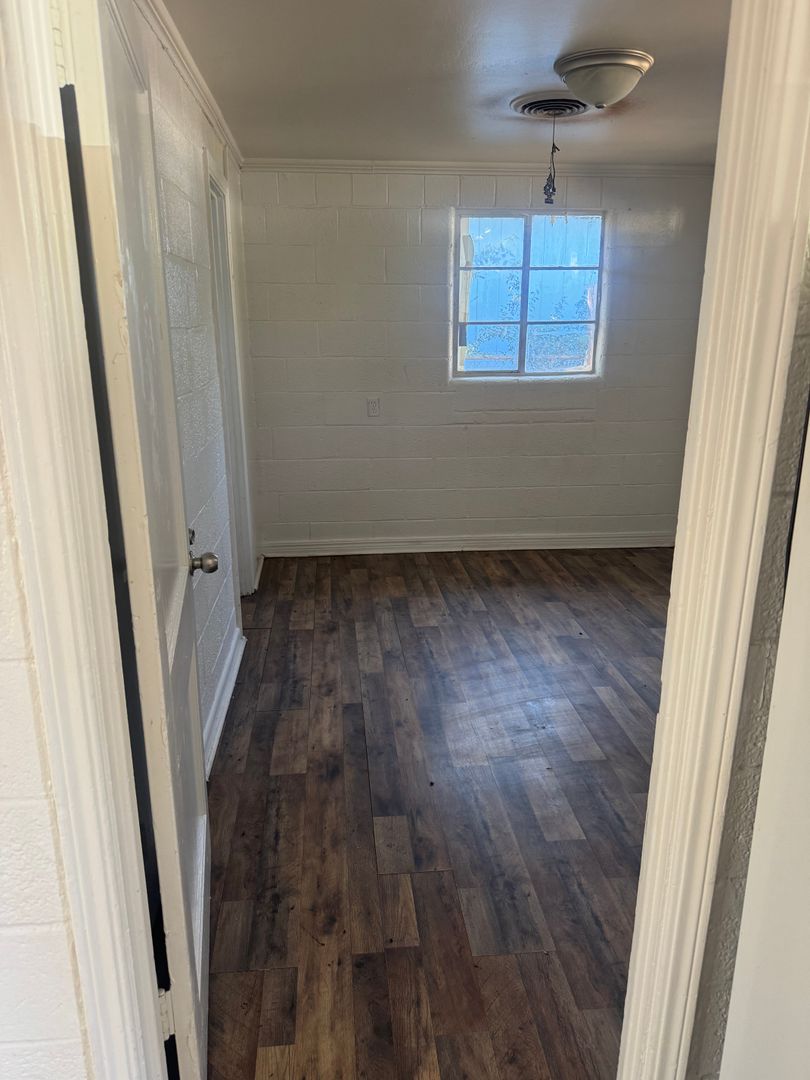 Amarillo Apartment: 1508 S Ong St.