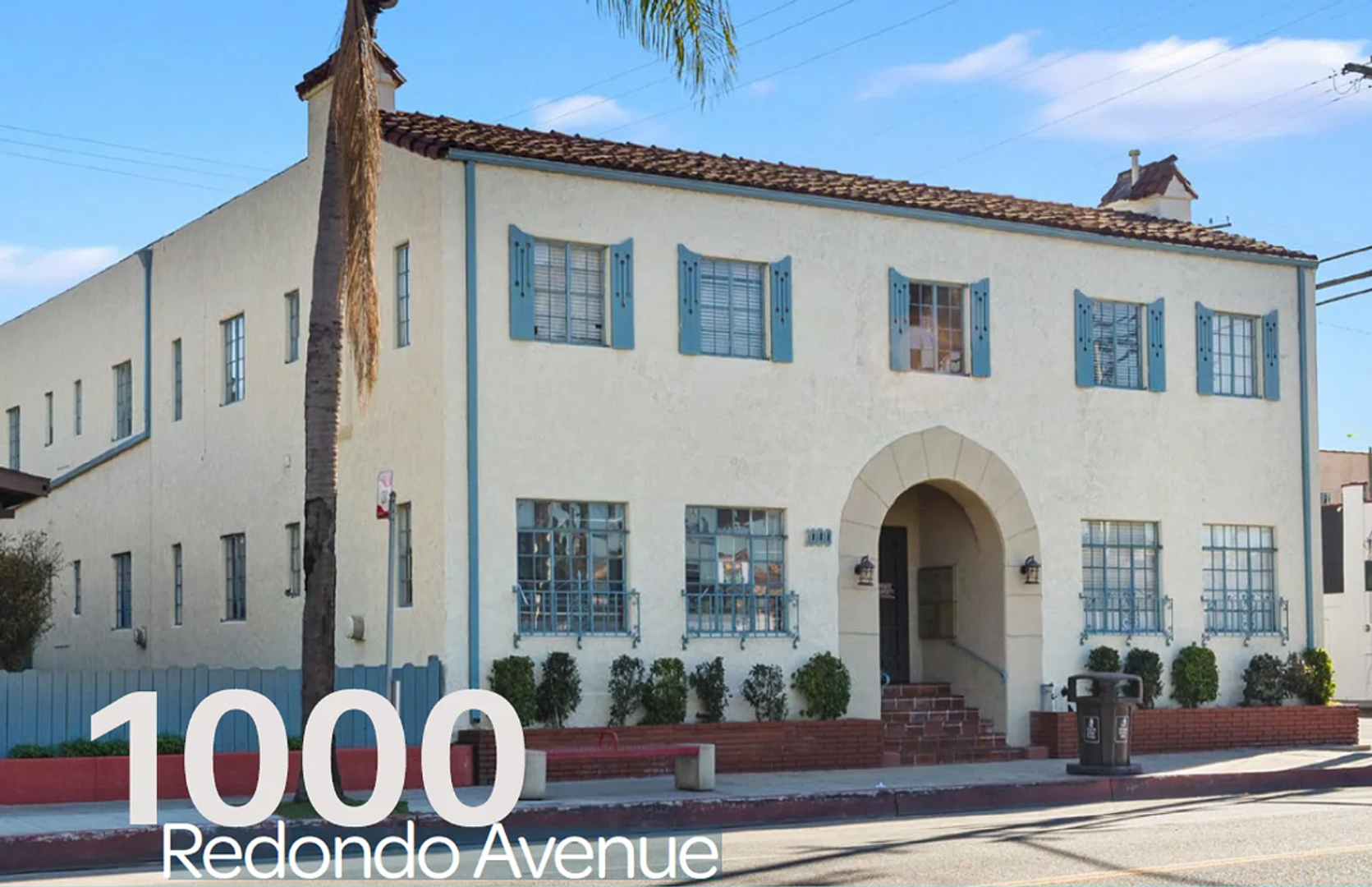 Long Beach Apartment: 1000 Redondo Ave