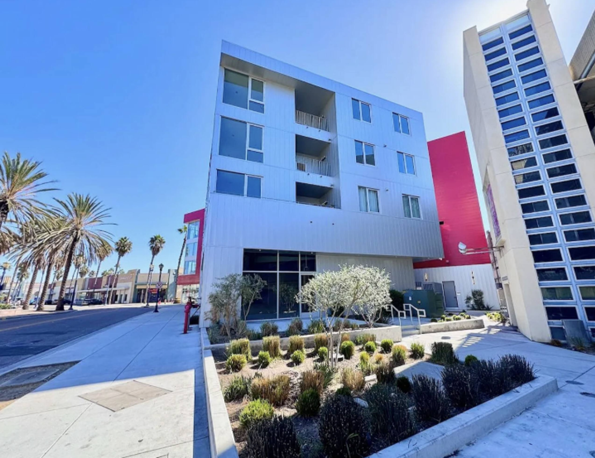 495 Promenade Ave 3 of 12