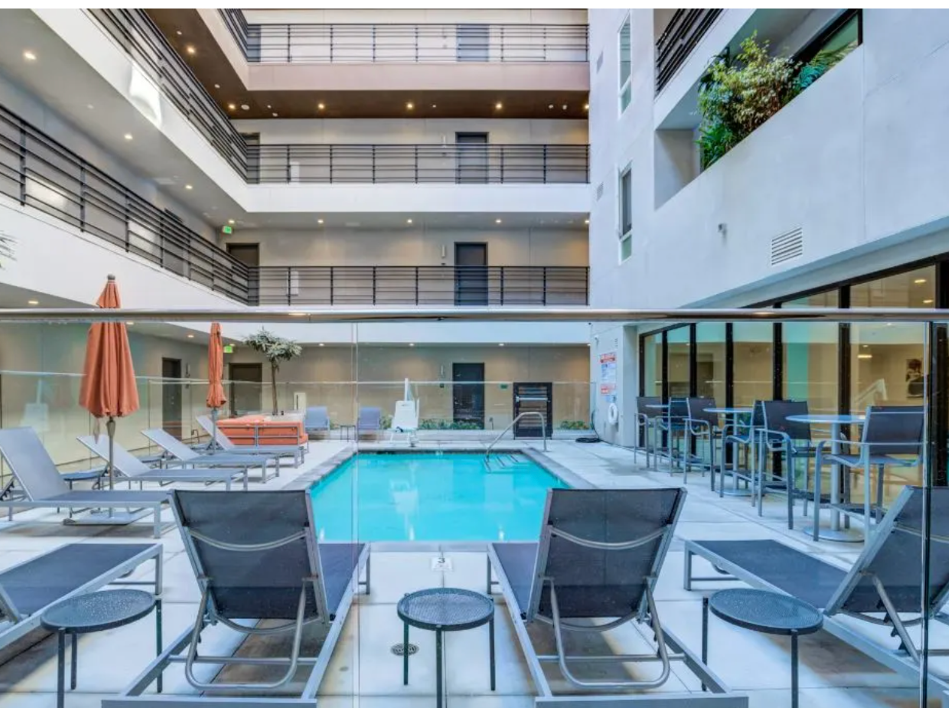 Pet-Friendly Luxury Living in Koreatown | Pool, Gym & Private Balconies 3 of 12