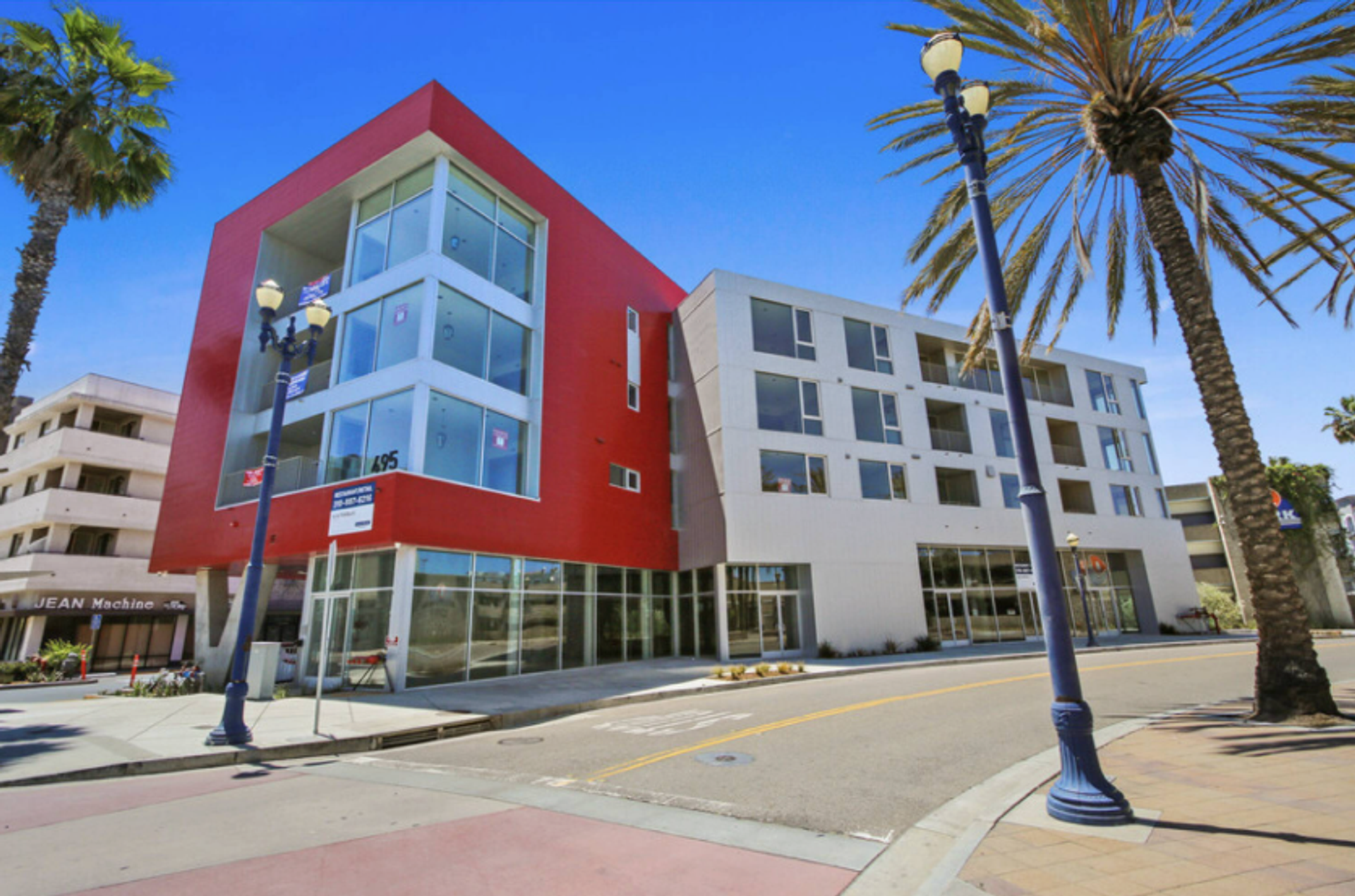 495 Promenade Ave 10 of 12