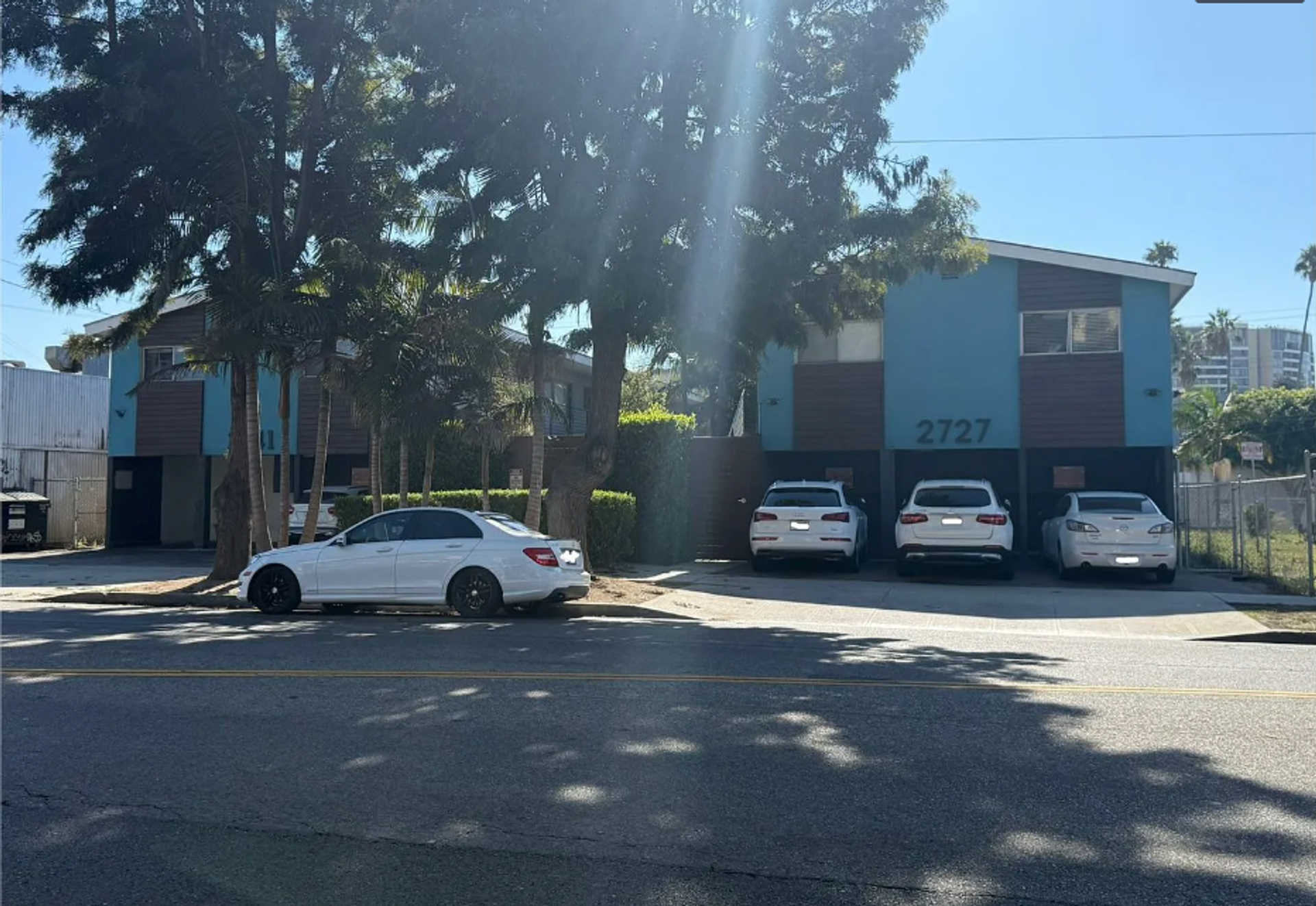 2727-2741 Abbot Kinney Blvd 2 of 12