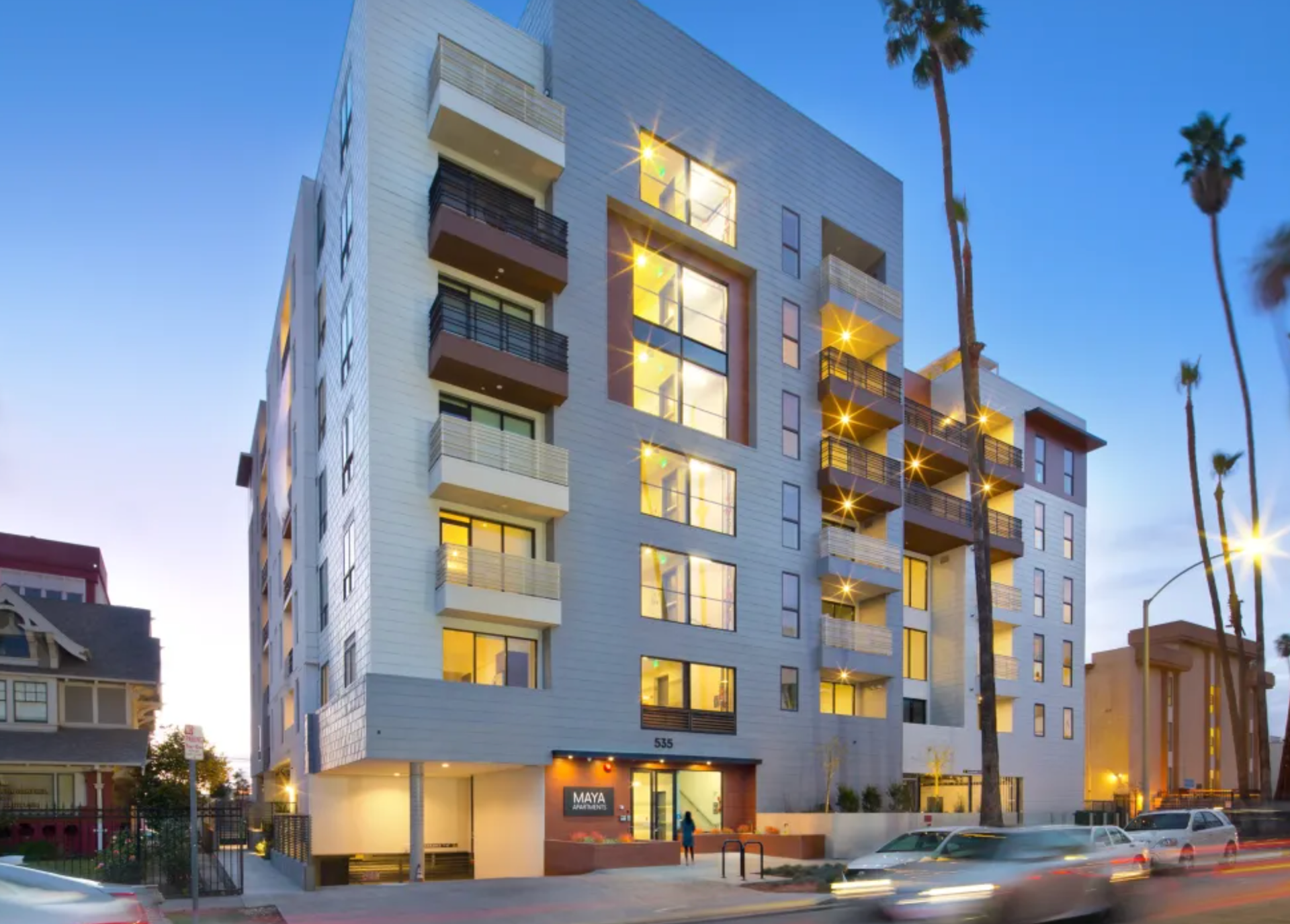 Los Angeles Apartment: 535 S Kingsley Dr. - 601