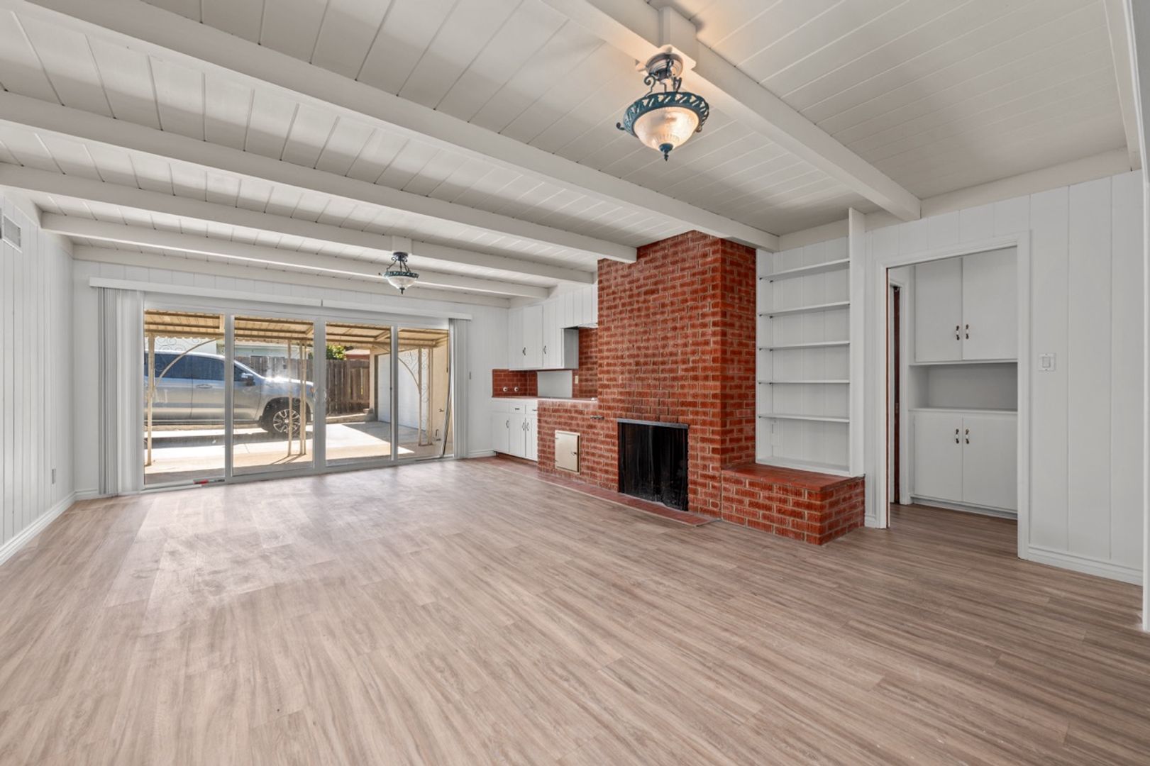 San Diego House: 4910 Gary Street