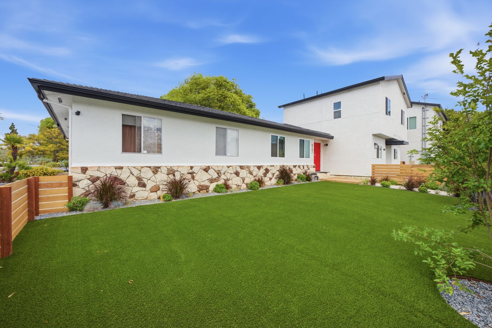 San Diego House: 6702 Saranac Street