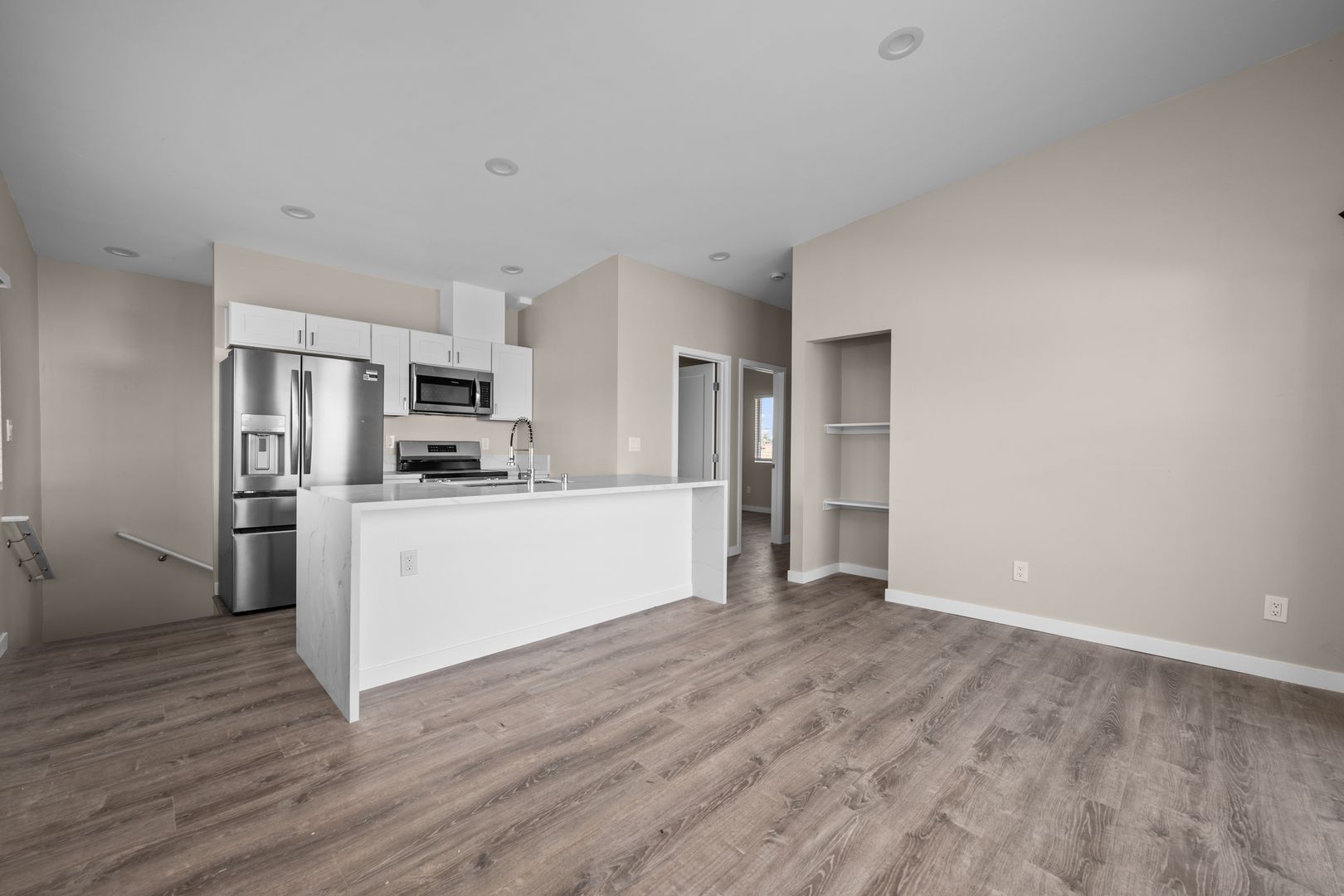 San Diego House: 6248 Rose Street