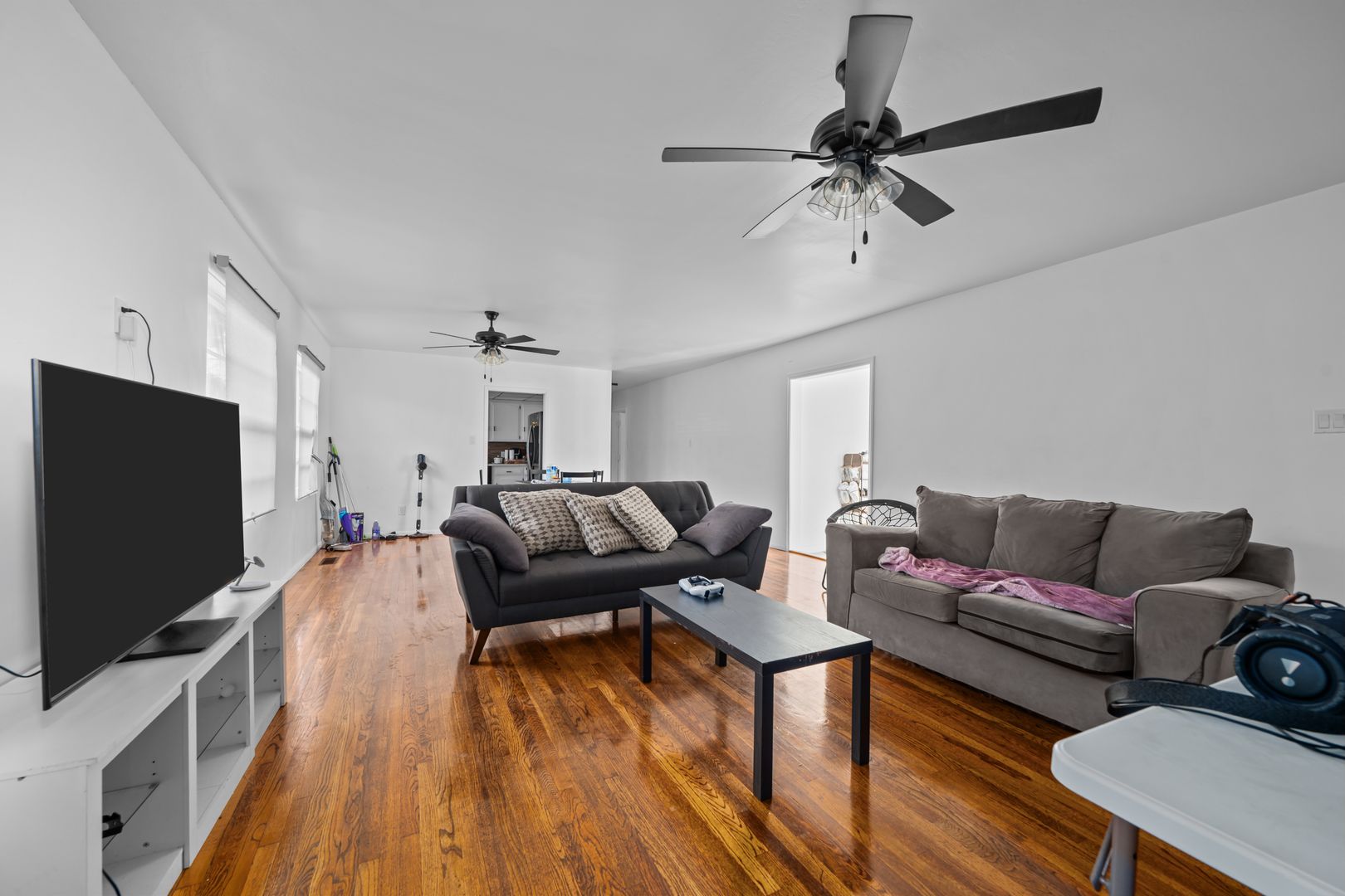 San Diego House: 4927 63rd Street