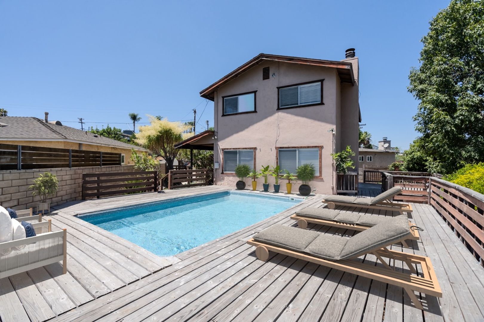 San Diego House: 5191 Alumni Place